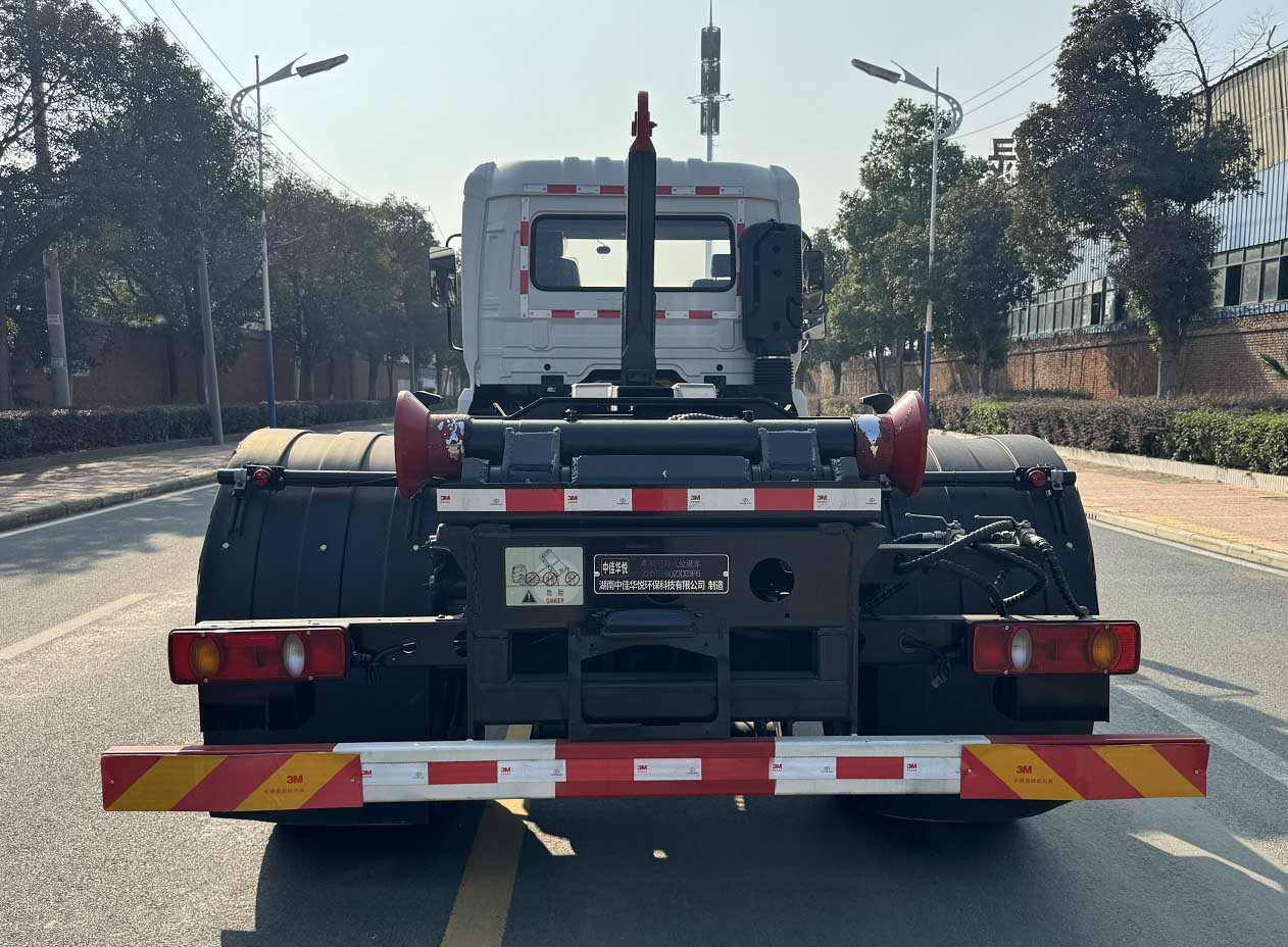 中佳華悅牌ZHN5180ZXXDF6車廂可卸式垃圾車公告圖片