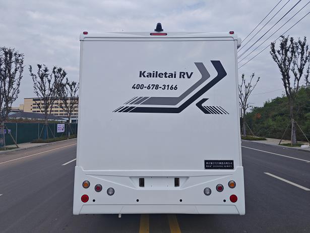 凱樂(lè)泰牌JYA5040XLJ-BJ1旅居車(chē)公告圖片