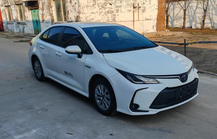 LZV5020XGJ3HEV型混合動力工具車圖片