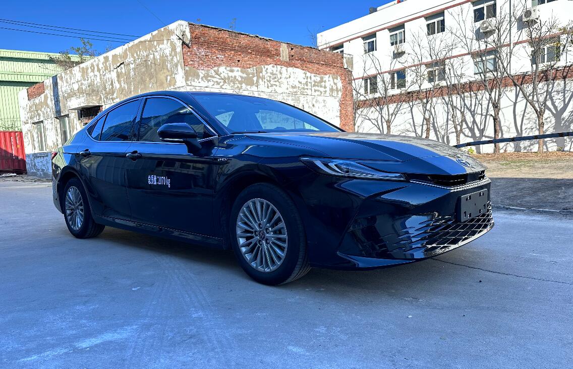 LZV5020XGJ6HEV型混合動力工具車圖片