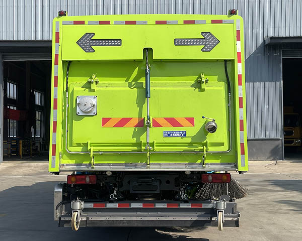 純電動洗掃車圖片