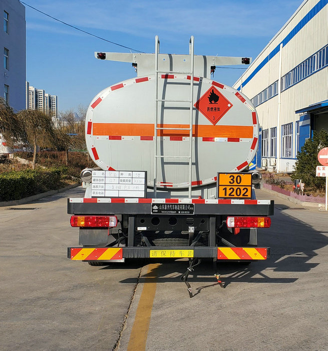 岱陽牌TAG5181GJYJF加油車公告圖片