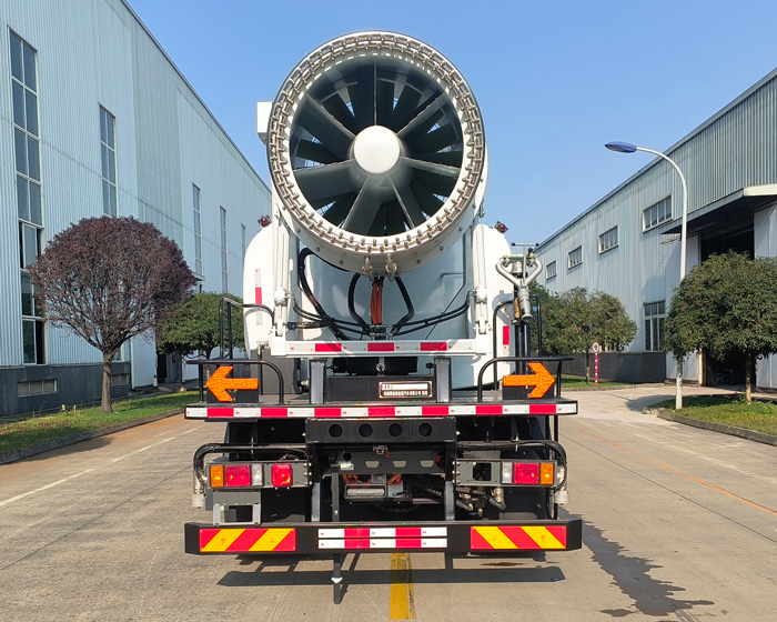 犀重牌AXZ5180TDYZZBEV純電動(dòng)多功能抑塵車公告圖片