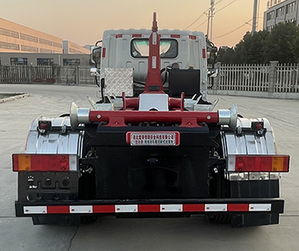 楚帝牌DCD5121ZXXDBEV純電動(dòng)車廂可卸式垃圾車公告圖片
