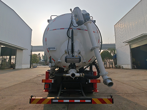 皇冠牌WZJ5310GXYE6R吸引壓送車公告圖片