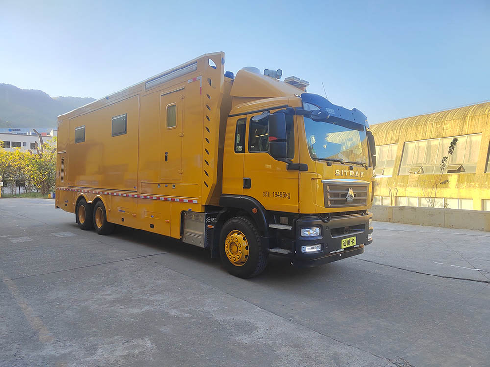 HDX5190XTXC6ZQC1型通信車(chē)圖片