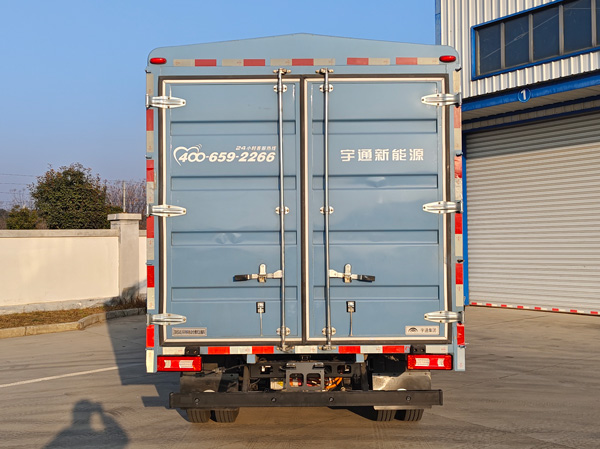 宇通牌ZKH5045CCYBEV2541純電動倉柵式運輸車公告圖片