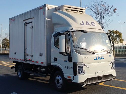 江淮牌HFC5043XLCP4EV1純電動冷藏車公告圖片