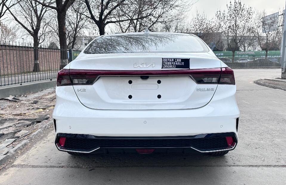 瓏致汽車牌LZV5020XGJ12工具車公告圖片