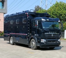 野外自行式炊事车