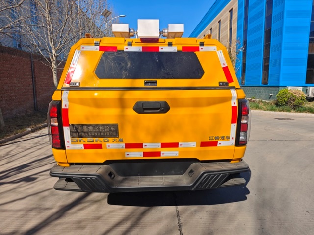 潤(rùn)泰牌RT5030TPSJ6大流量排水搶險(xiǎn)車公告圖片