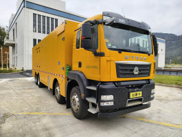 工程车