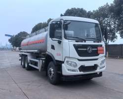 易燃液体罐式运输车