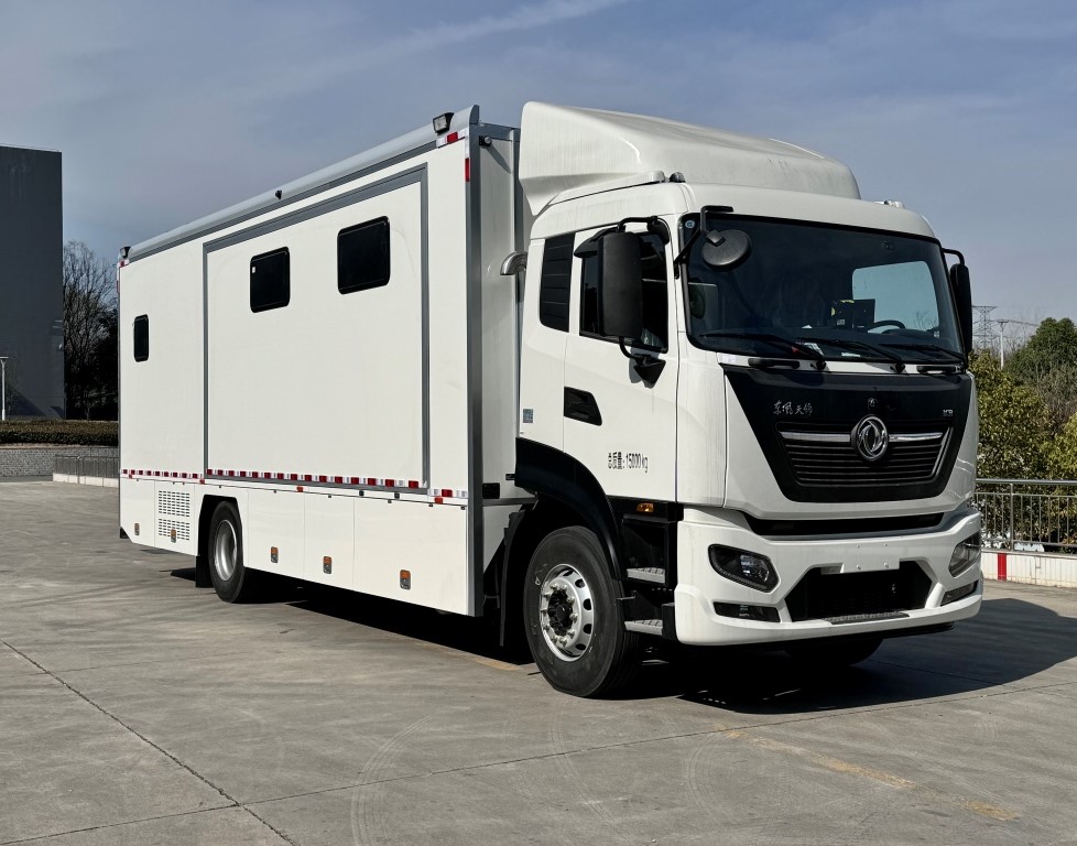 WHG5150TSY型宿營車圖片