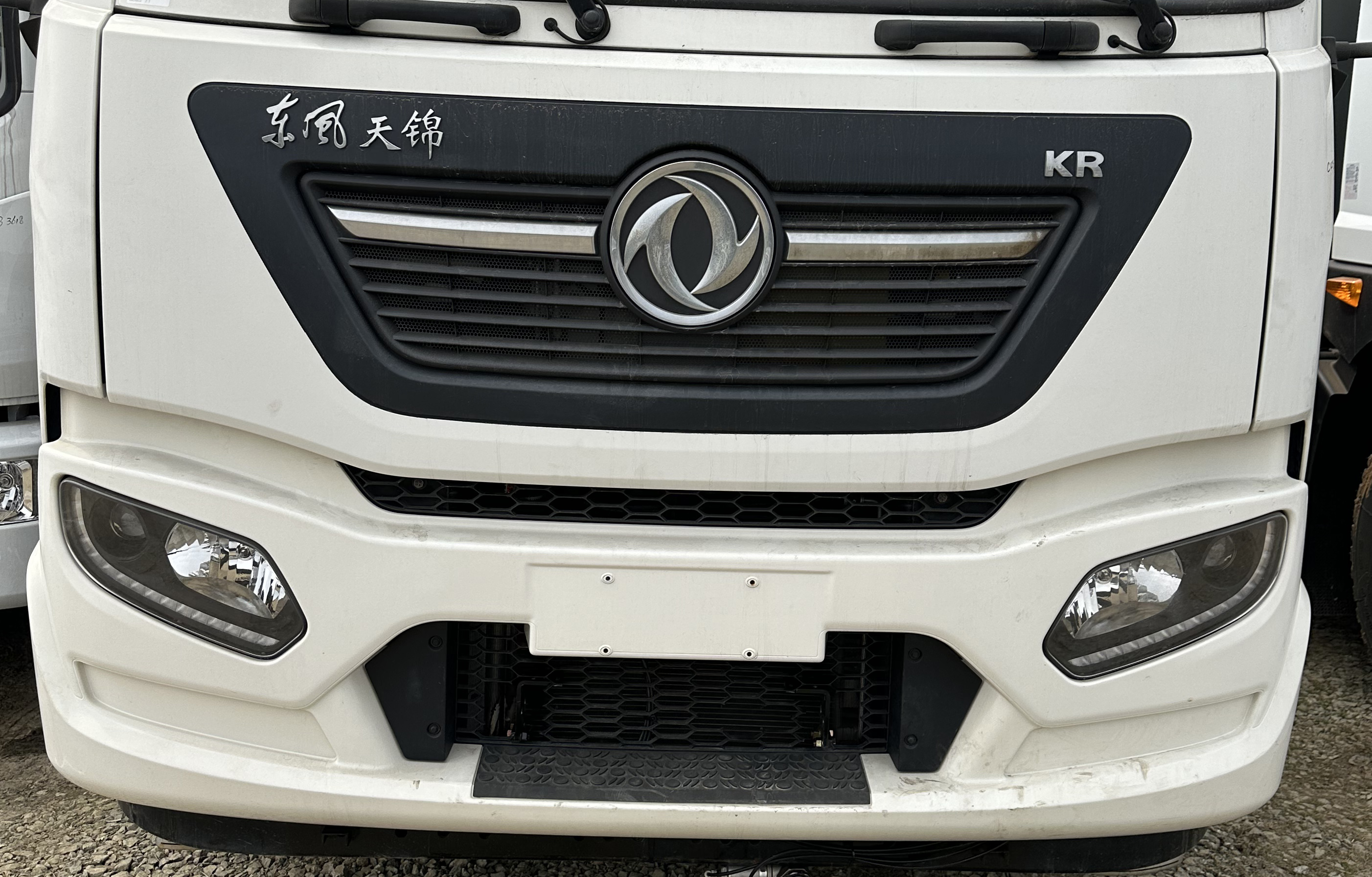 乘威牌LRT5180TDYD6多功能抑塵車公告圖片