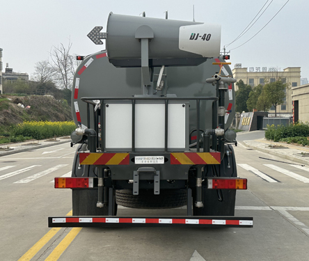 乘威牌LRT5180TDYD6多功能抑塵車公告圖片