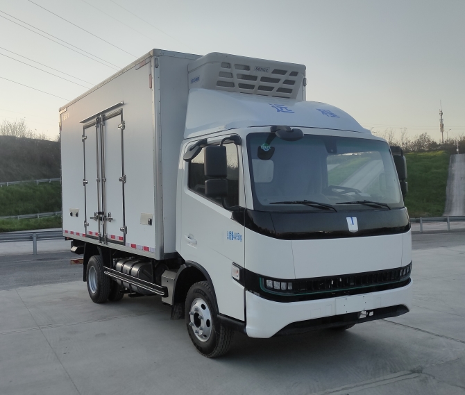 遠(yuǎn)程牌JGL5042XLCSHEVGMS1甲醇插電式增程混合動(dòng)力冷藏車(chē)公告圖片