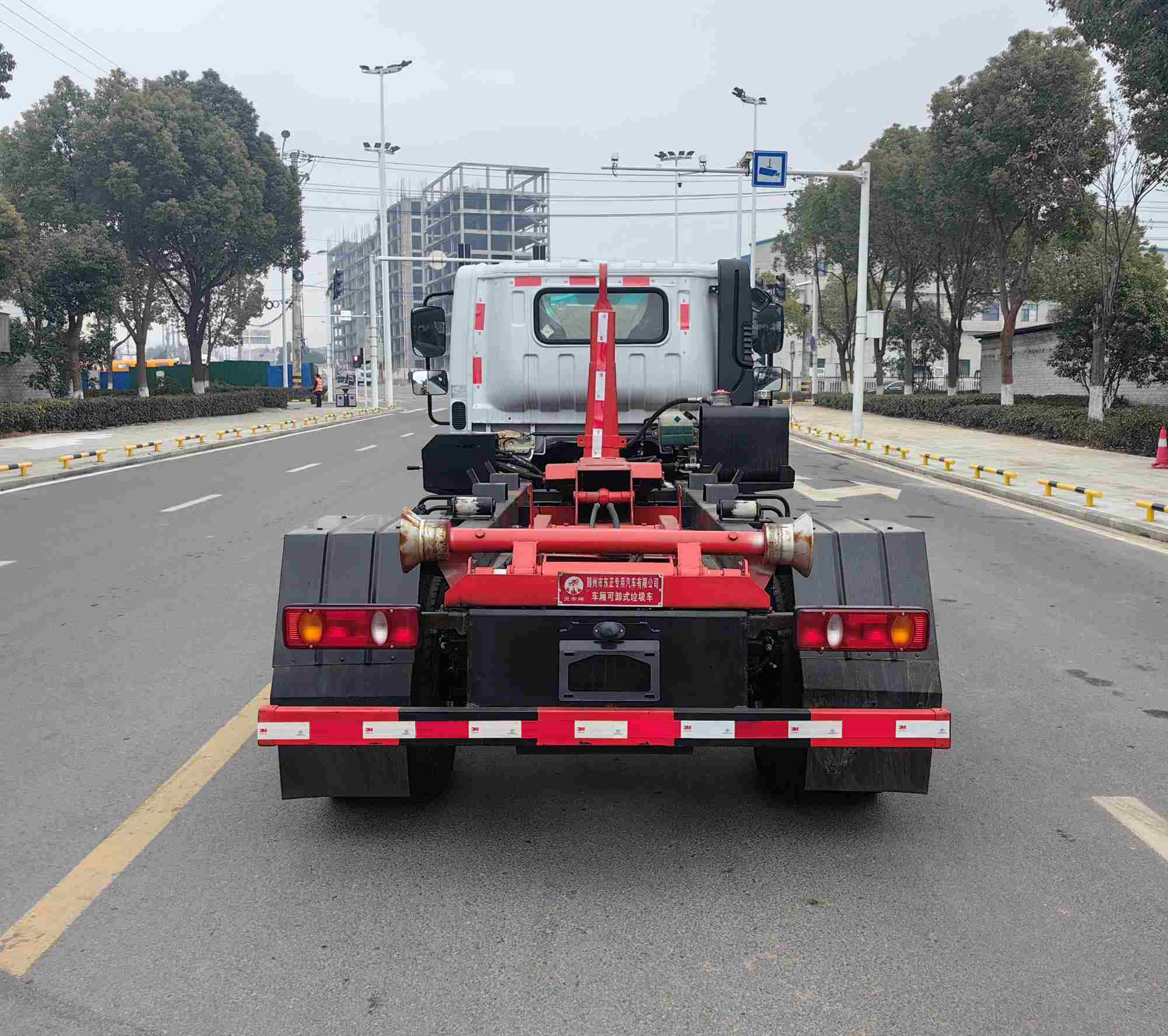 炎帝牌SZD5040ZXXEQ6車廂可卸式垃圾車公告圖片