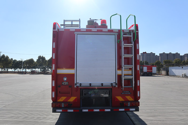 上格牌SGX5196GXFPM80泡沫消防車公告圖片