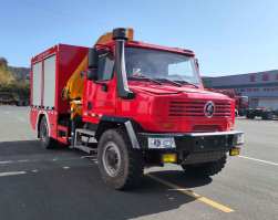 大流量排水抢险车