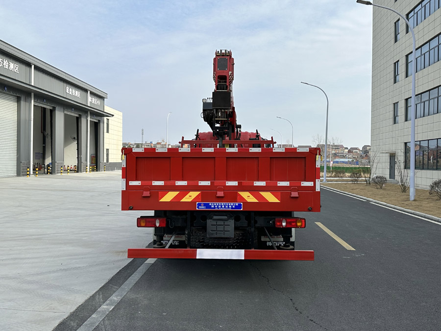 神百重工牌ABC5180JSQDFV6隨車(chē)起重運(yùn)輸車(chē)公告圖片