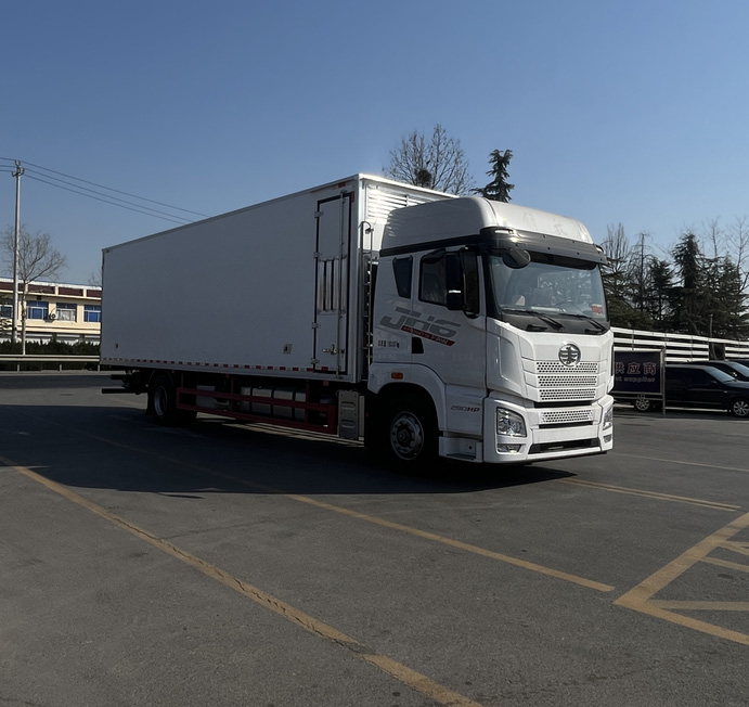 科萊特牌ZYX5183XCQCA-6雛禽運(yùn)輸車