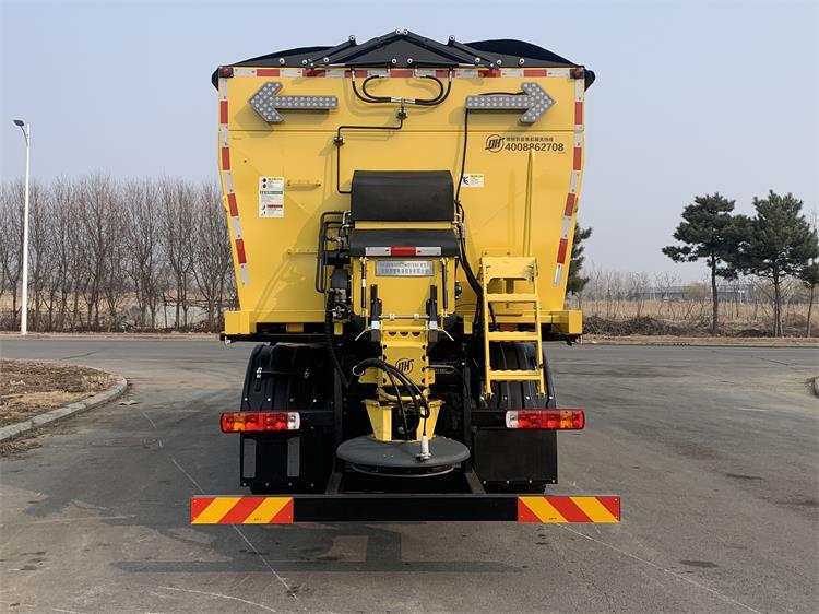 環(huán)科德恒牌LDH5180TCXND除雪車公告圖片