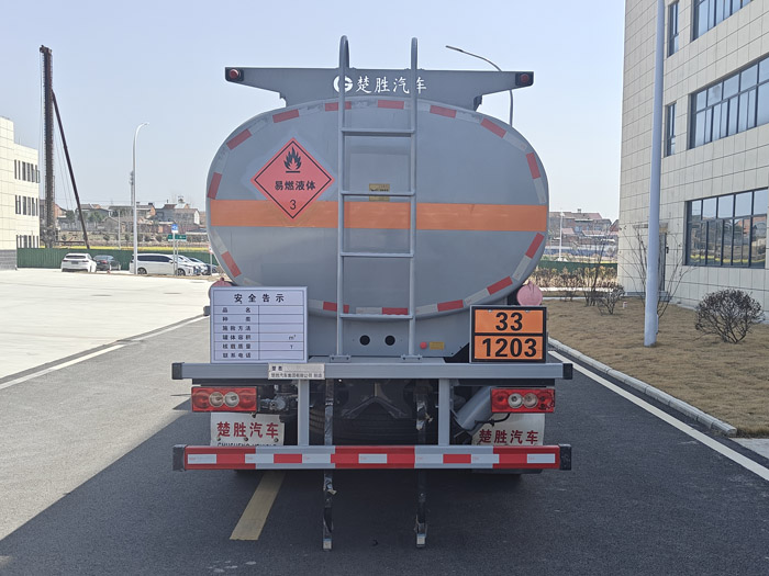 楚勝牌CSC5128GJYB6加油車公告圖片