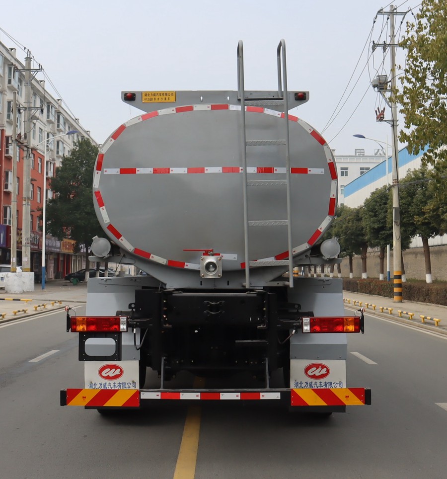 中汽力威牌HLW5252TSMSX6供水沙漠車(chē)公告圖片