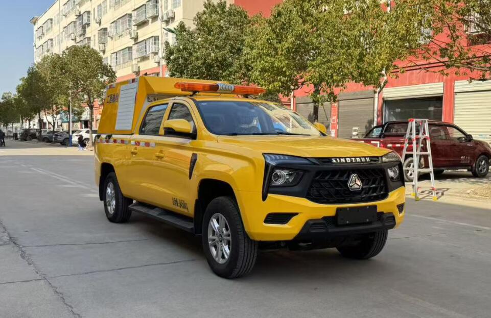 程力威牌CLW5030XXHAJP救險車