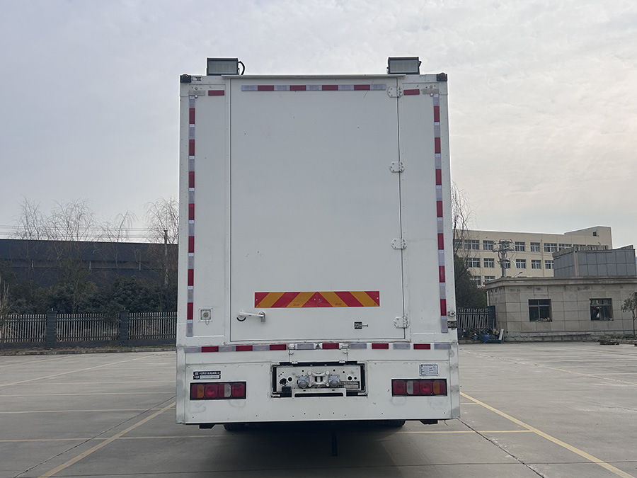 平杰牌HPJ5180XJE6R監(jiān)測(cè)車公告圖片