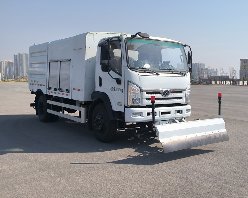 犀重牌AXZ5120GQXSHBEV純電動(dòng)護(hù)欄清洗車