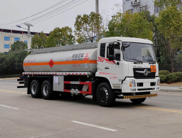 运油车