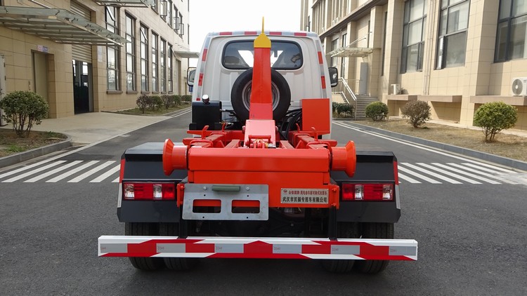 金銀湖牌WFA5042ZXXSBEV純電動(dòng)車(chē)廂可卸式垃圾車(chē)公告圖片