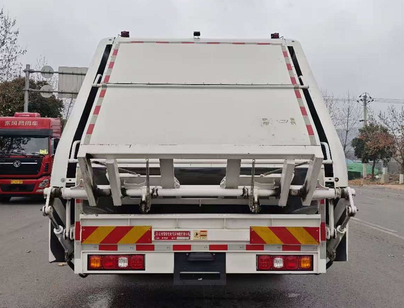 帝宏牌YTH5180ZYSBEV純電動壓縮式垃圾車公告圖片