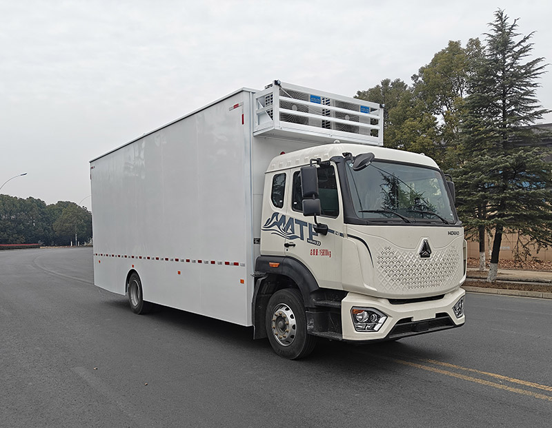 榮駿達(dá)牌HHX5172XCCZZ6餐車