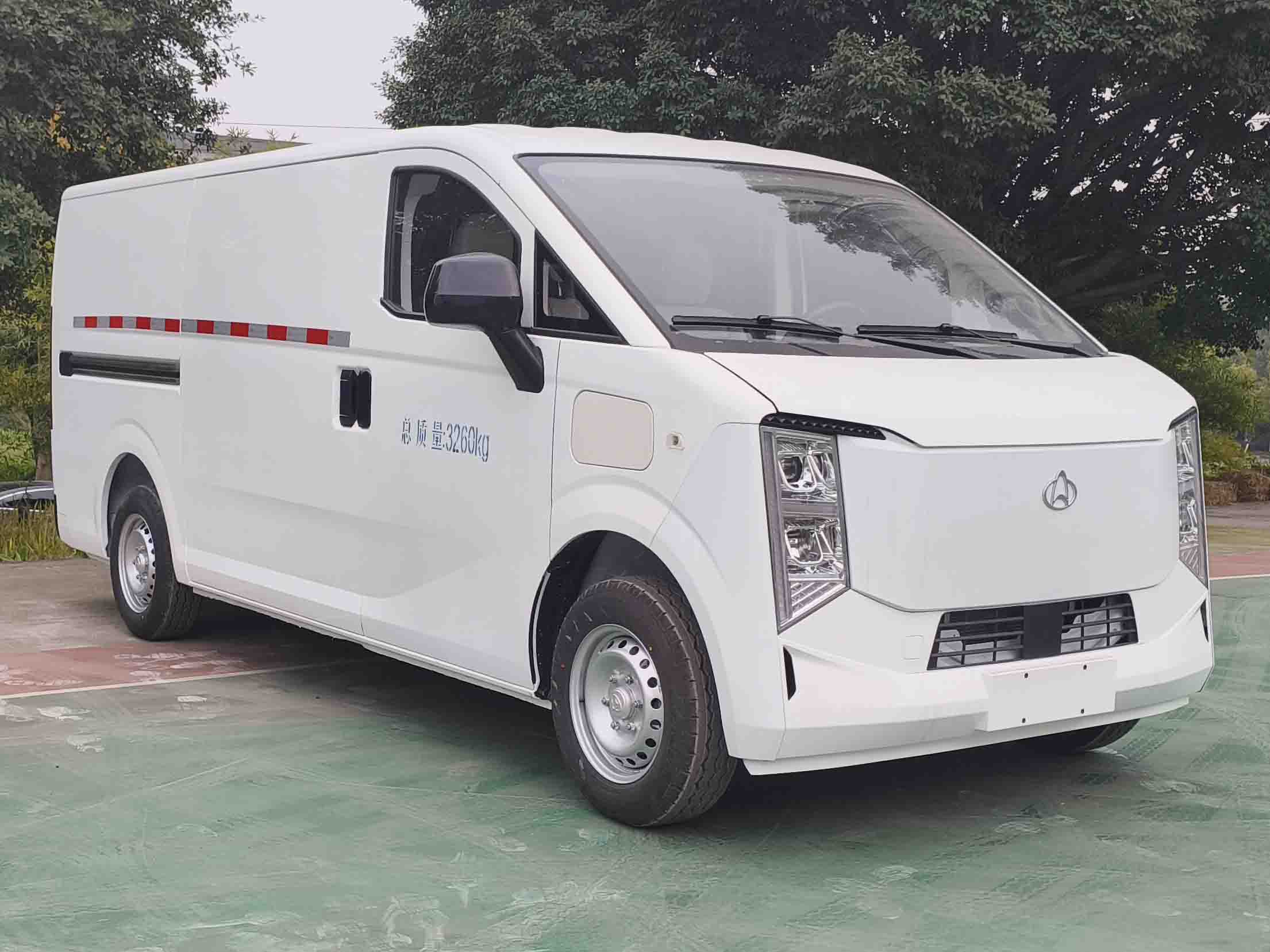 長(zhǎng)安牌SC5039XXYAAAABEV純電動(dòng)廂式貨車(chē)公告圖片