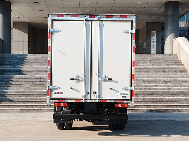 星海獅牌KMC5045XXYNG318D6H廂式貨車公告圖片