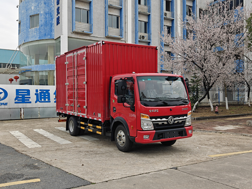星通牌XTP5040XZBEQ6裝備車