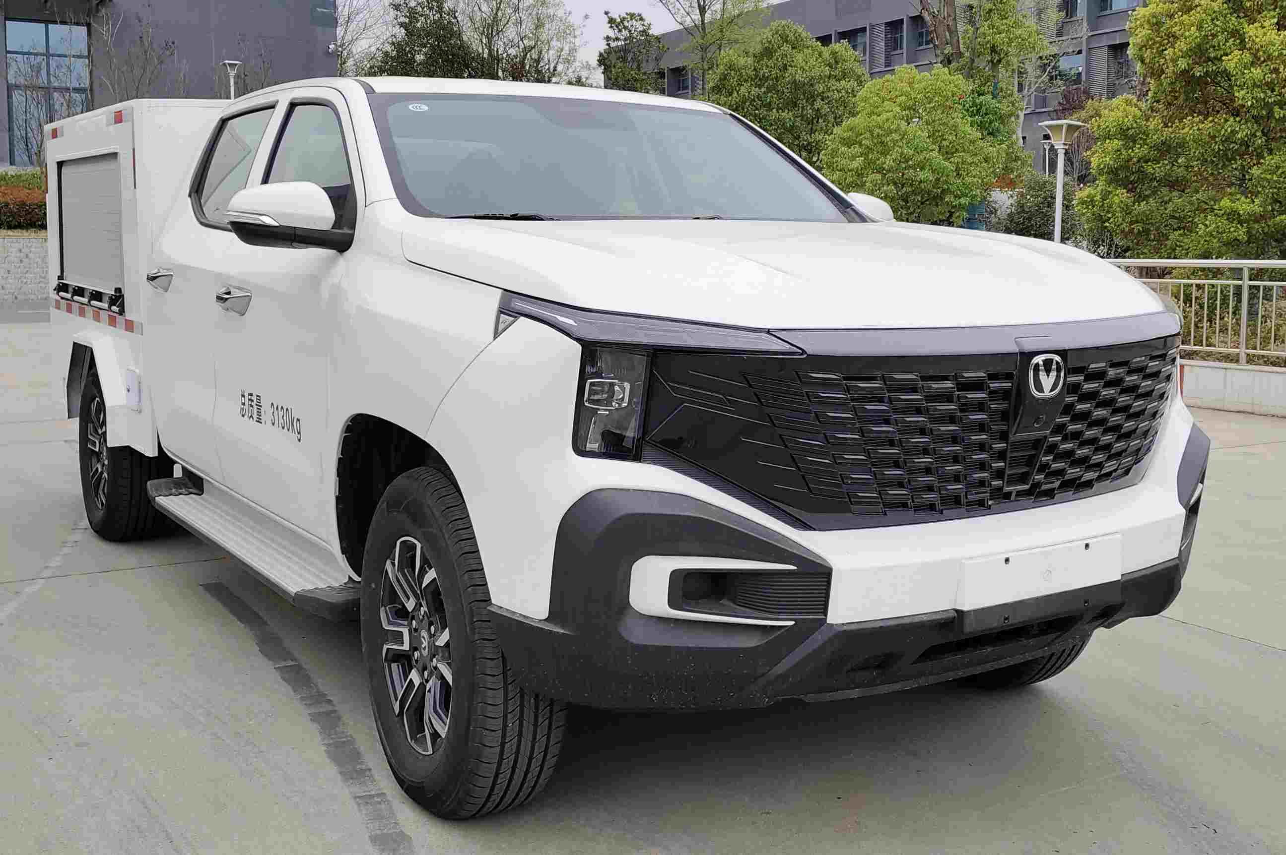 長安牌SC5033XKCPYAA6HEV插電式增程混合動力勘察車