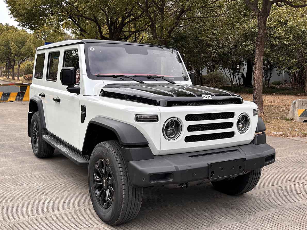 景飛牌FHA5031XSW商務(wù)車