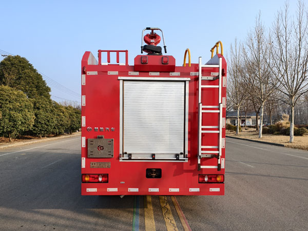 楚勝牌CSC5116GXFSG45/E6水罐消防車公告圖片
