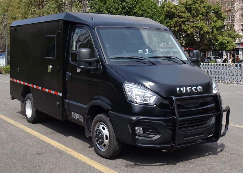 圣路牌SLT5045XYCKBEV-AM純電動運(yùn)鈔車公告圖片