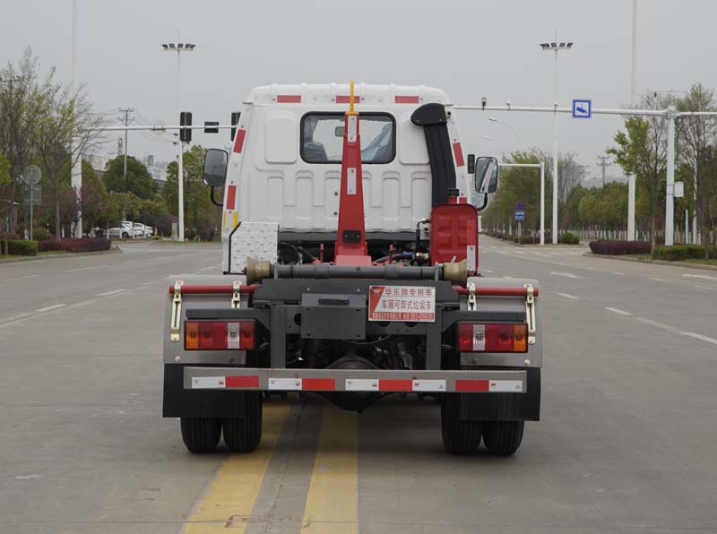 華東牌CSZ5040ZXXB6車廂可卸式垃圾車公告圖片