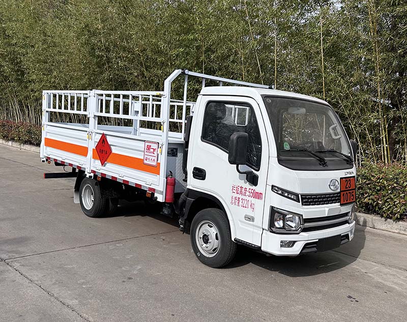 楚飛牌CLQ5031TQP6S氣瓶運(yùn)輸車(chē)公告圖片