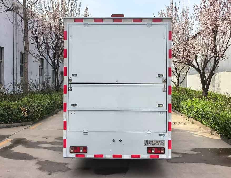 舜泰牌BTQ5031XSHJKCX1CNG售貨車公告圖片