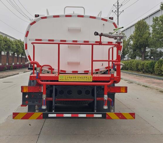 鑫華馳牌THD5252GPSD6綠化噴灑車(chē)公告圖片