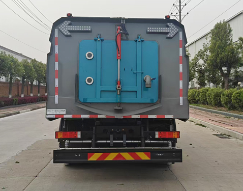 乘威牌LRT5180TXSDF6洗掃車公告圖片