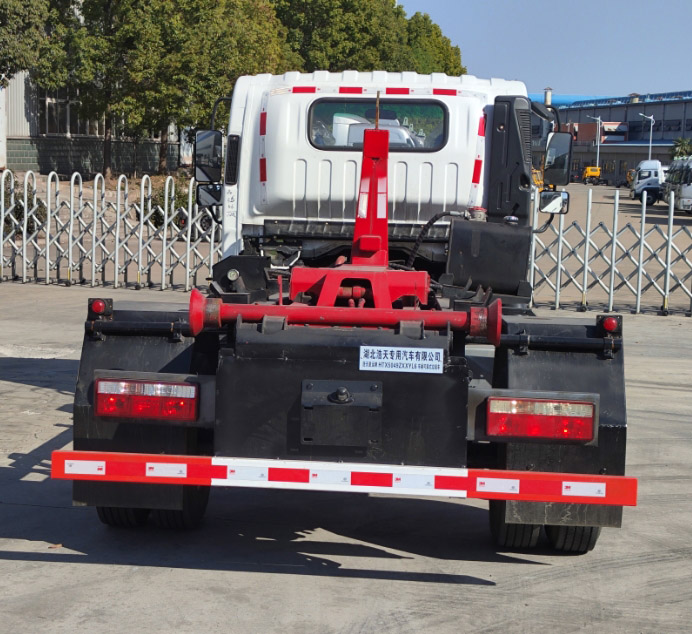 浩天星運(yùn)牌HTX5049ZXXYL6車(chē)廂可卸式垃圾車(chē)公告圖片