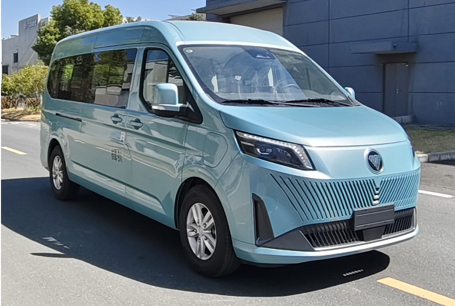 貴州牌GK5030XSWBEV純電動商務車